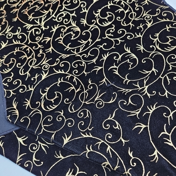Table Runner Black & Gold Swirl Elegant Home Holiday Christmas Decor 13 x 71 - Picture 3 of 8